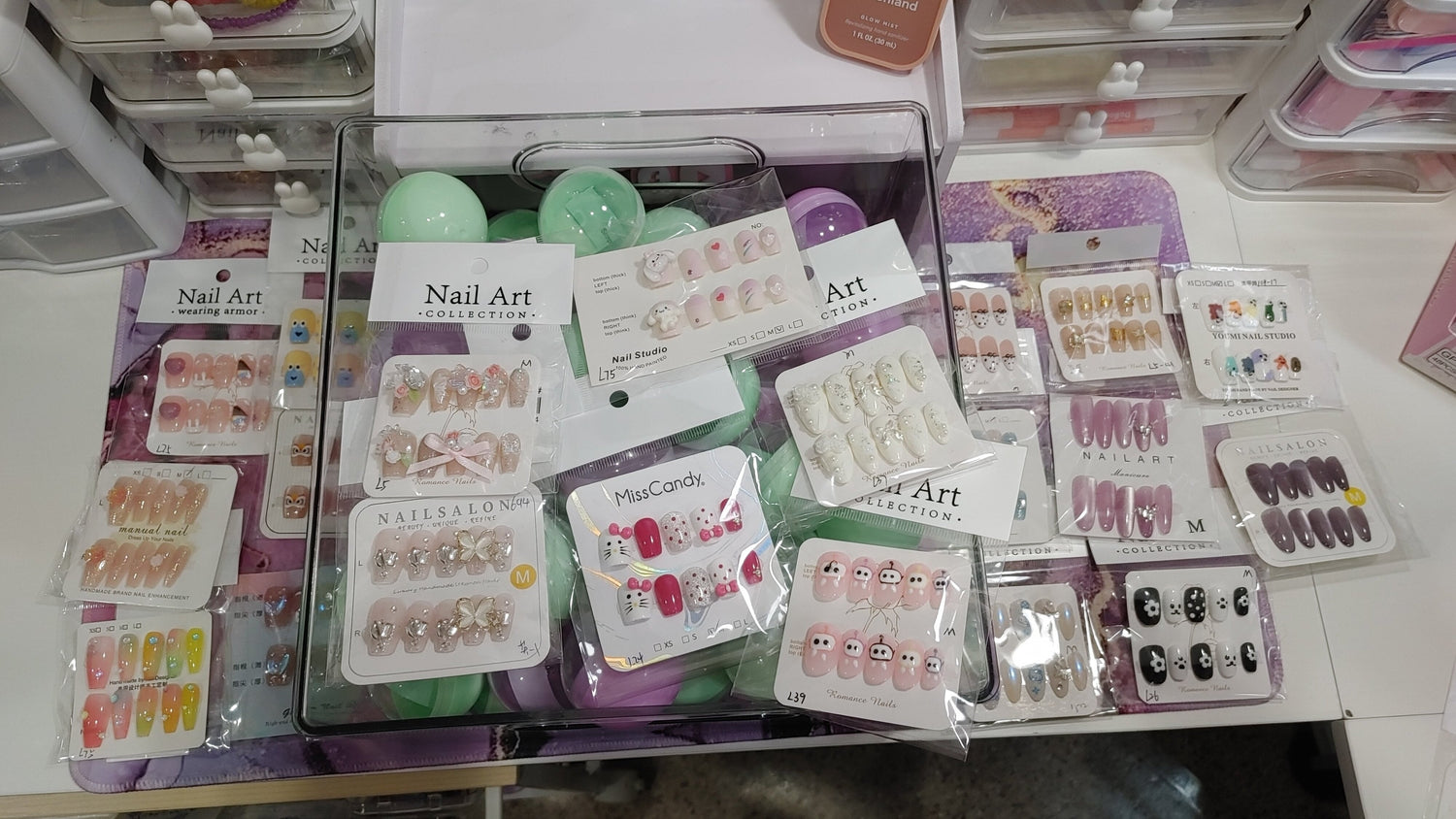 Packing Gisselle's First Order of beautiful Press-on Nails!!